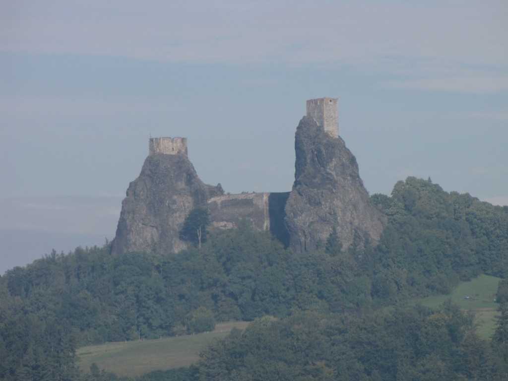 1368_Trosky_2010s.JPG