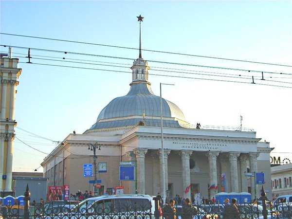 5. Метро Комсомольская.JPG