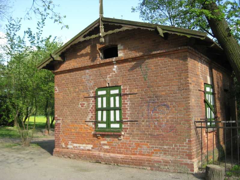 Брама и сторожка (2).jpg