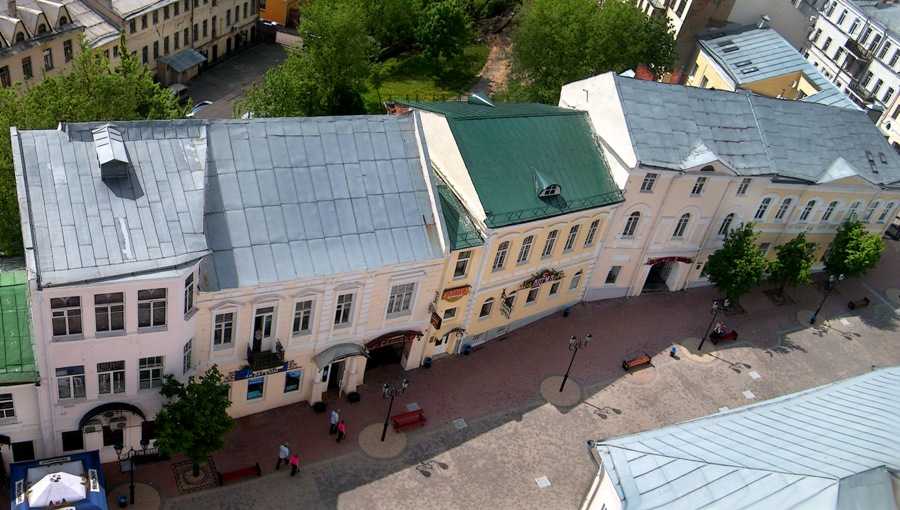 Старинная улица.jpg