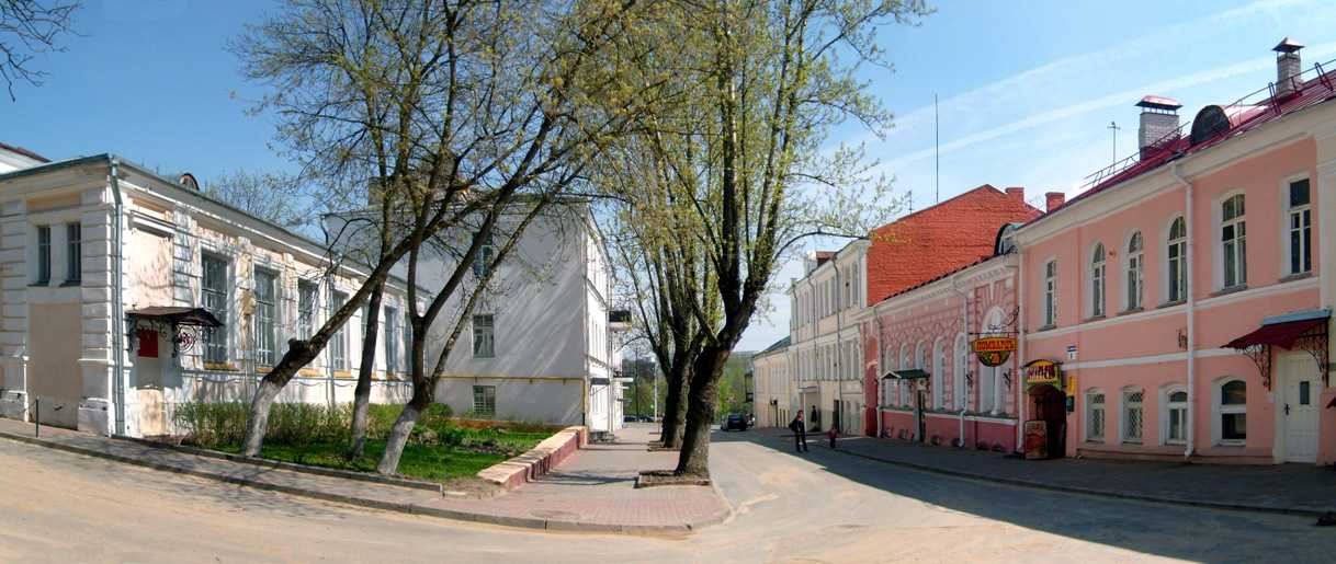 Улица Крылова. Апрель..jpg