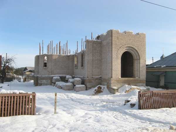 Церковь (строится).JPG