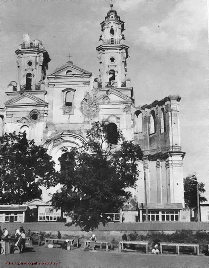 Pinsk_kathedral40.jpg